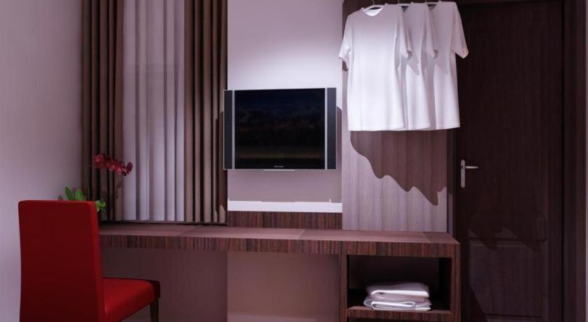 Neotel Hotel City Centre Tanjung Redep Buitenkant foto