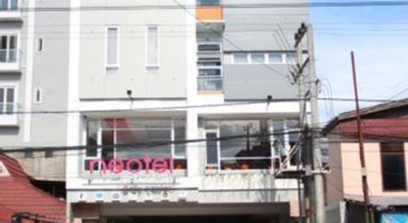 Neotel Hotel City Centre Tanjung Redep Buitenkant foto