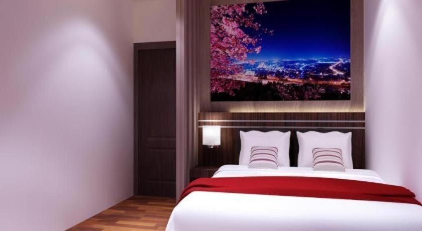 Neotel Hotel City Centre Tanjung Redep Buitenkant foto